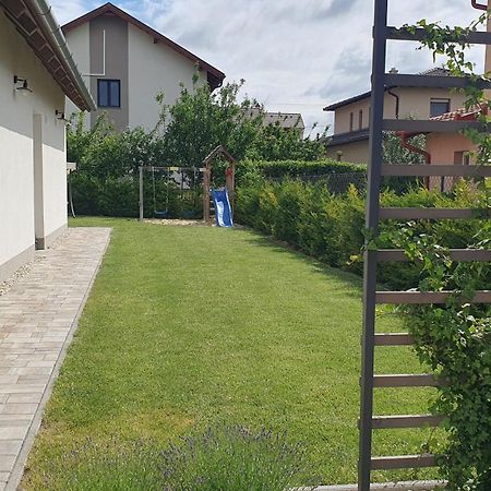 Relax Balaton Apartmanok 巴拉顿菲赖德 外观 照片