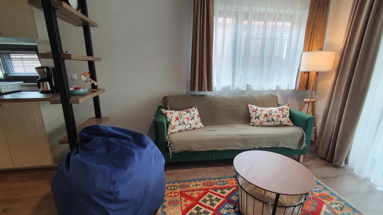 Relax Balaton Apartmanok 巴拉顿菲赖德 外观 照片