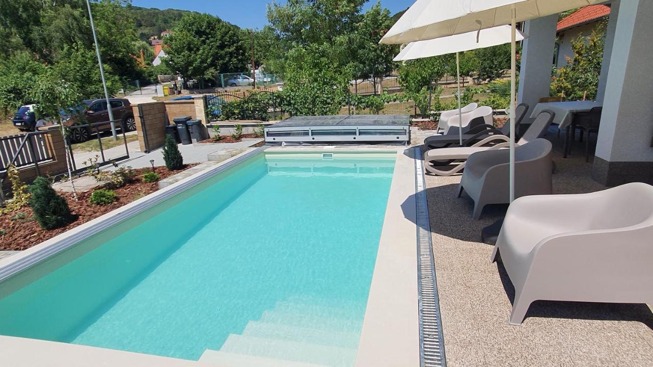 Relax Balaton Apartmanok 巴拉顿菲赖德 外观 照片