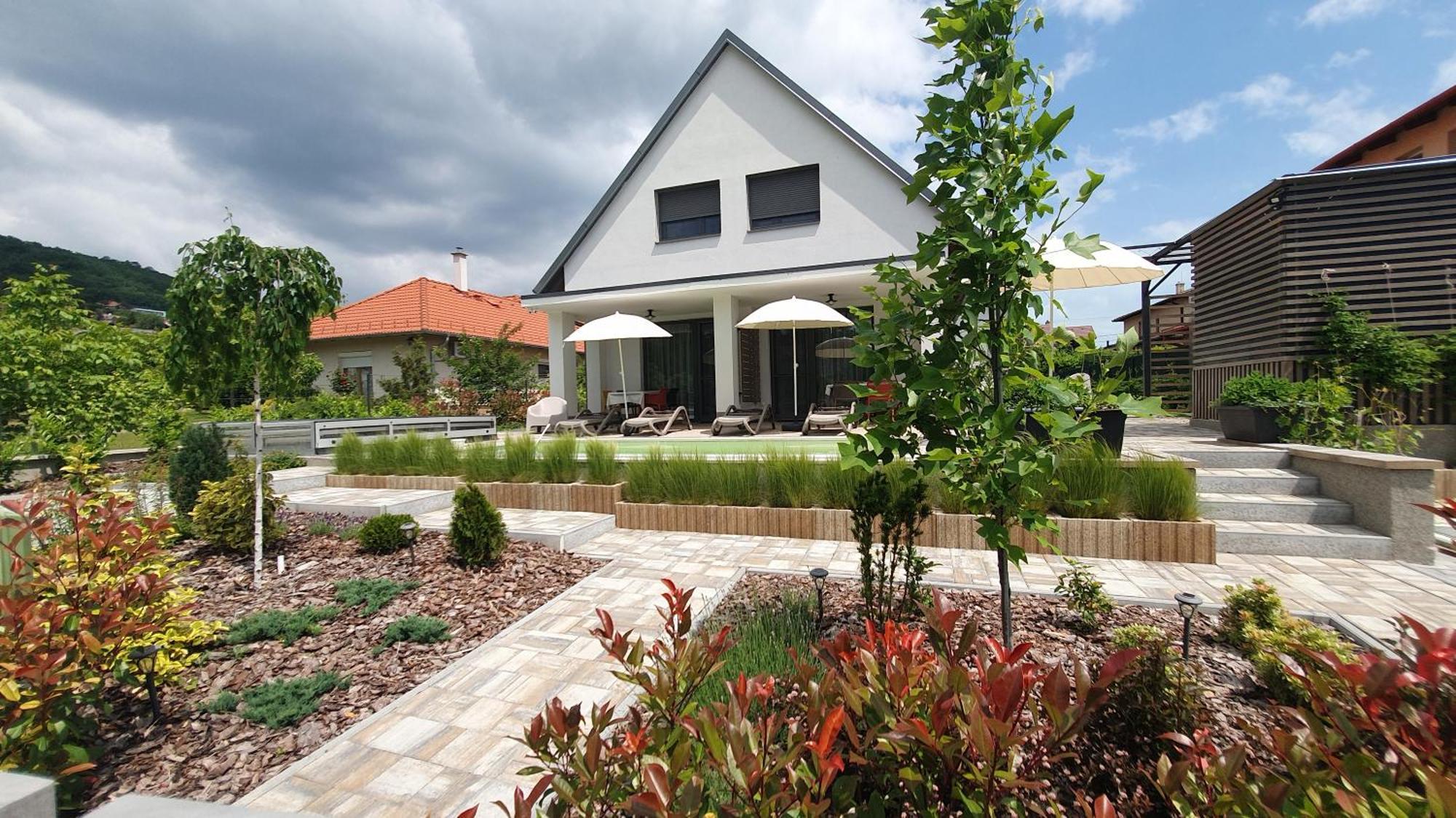 Relax Balaton Apartmanok 巴拉顿菲赖德 外观 照片