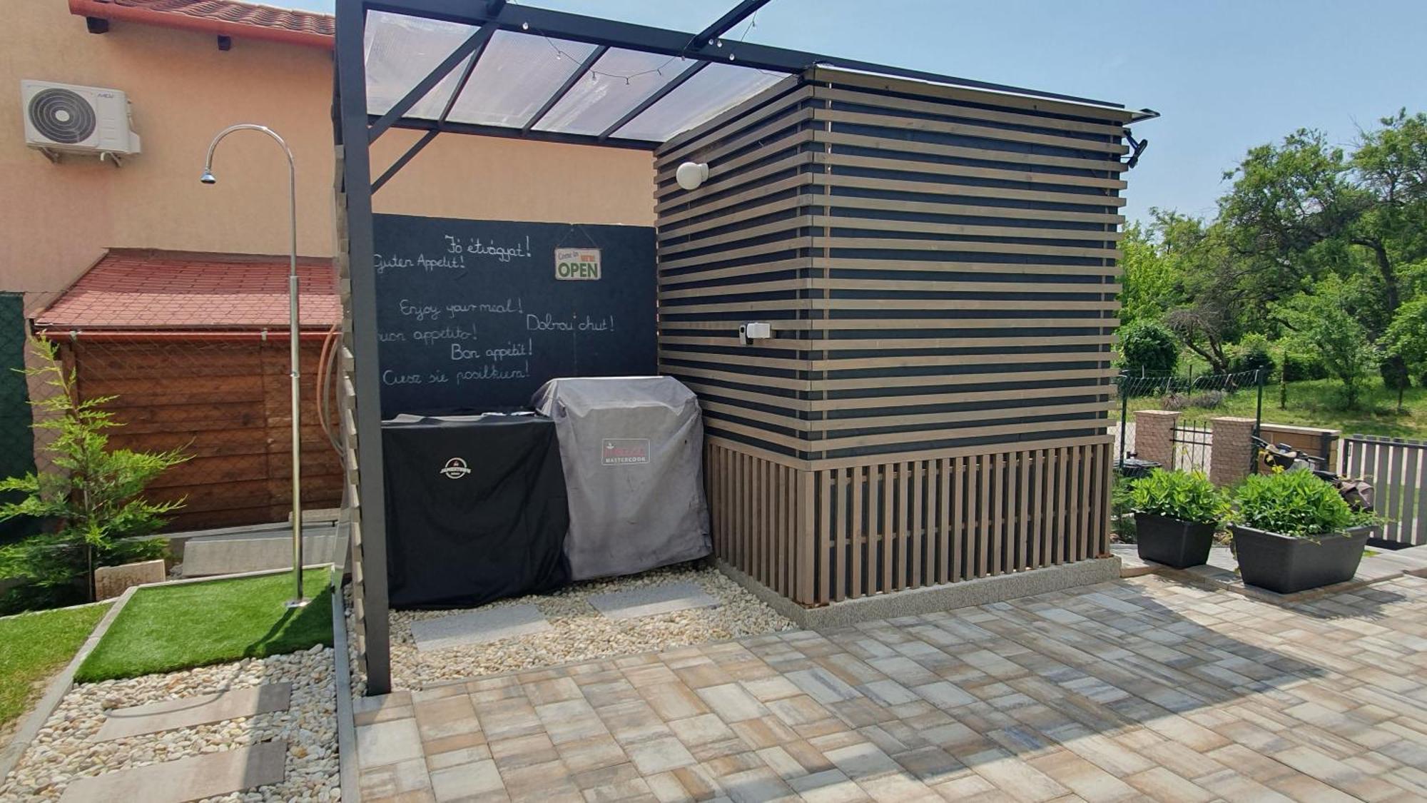 Relax Balaton Apartmanok 巴拉顿菲赖德 外观 照片